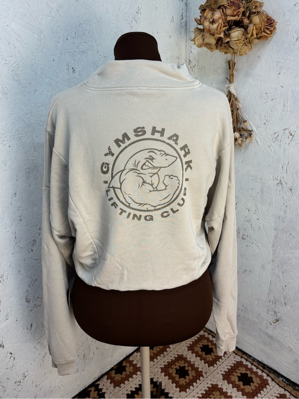 Gymshark Mockneck Sweatshirt Tab Graphic Back Logo Cream XL